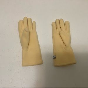 Betmar Fleece Gloves, Buttercream Colored